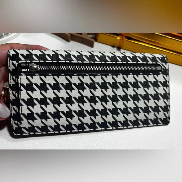 Michael Kors houndstooth print wallet Used - Picture 3 of 4